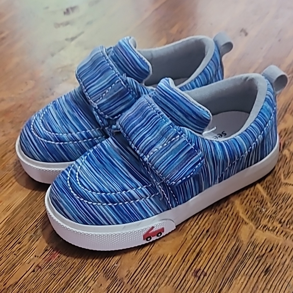 See Kai Run Toddler Size 7 Velcro Strap Sneakers
